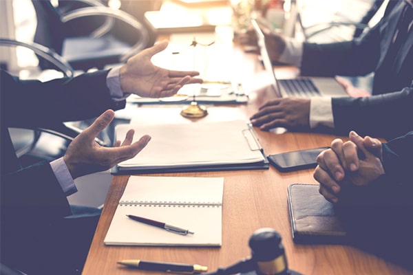 Can A Business Lawyer Help When You’re Being Sued?
